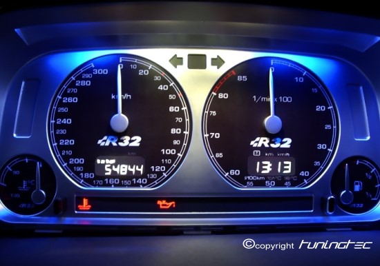 Tachoumbau Golf R32
